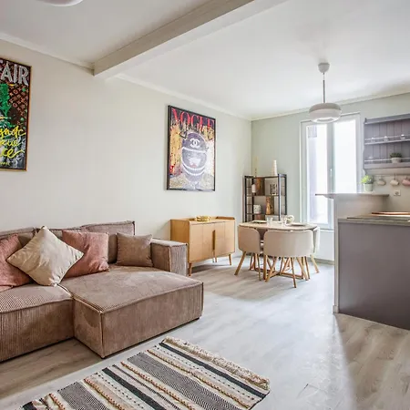 Douillet Proche Metro Et Rer Apartamento
